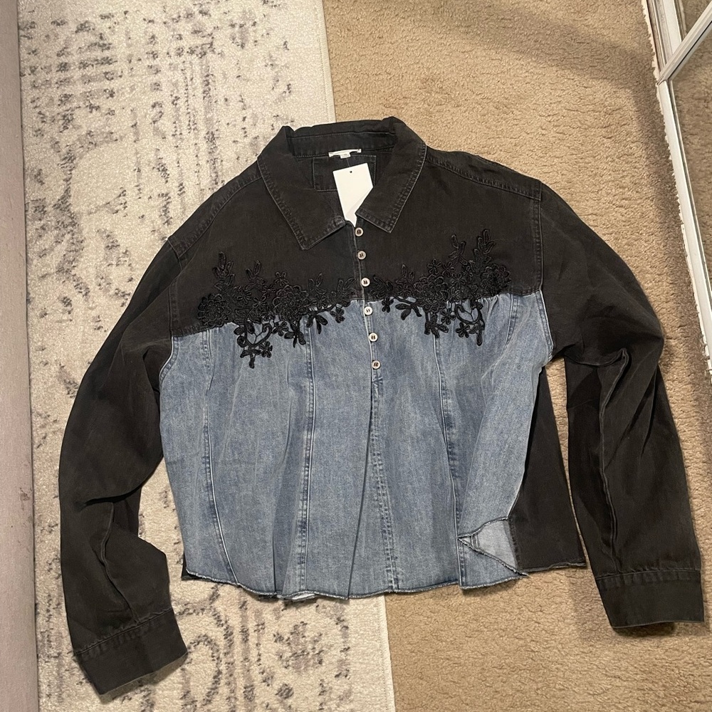 SHOP ZOCO. Silverado Black and Blue Denim Jacket with Floral Detail NWT - Picture 3 of 16